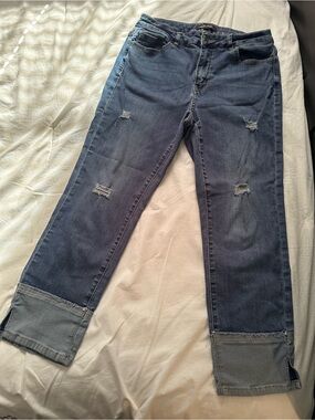 TWomen’s Size 10 Distressed Cuffed Jeans – Stretch Denim Cropped Ankle Pants